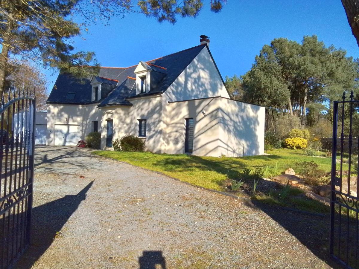Laie Des Landes Bed & Breakfast Soucelles ภายนอก รูปภาพ